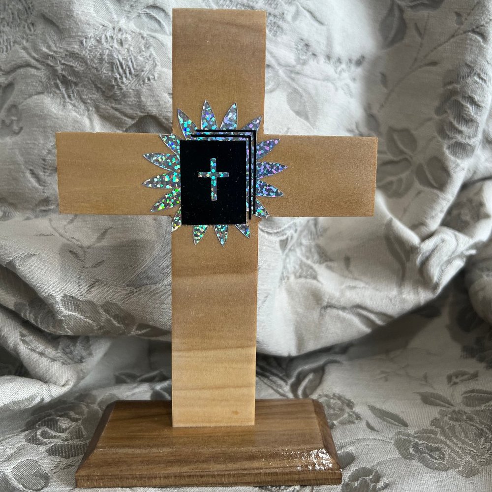 Small decorative wood cross